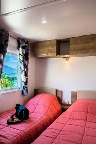Mobile home with terrace - Image 4