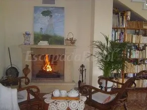 Cottage with pool, terrace & BBQ | Garden view - Image 2