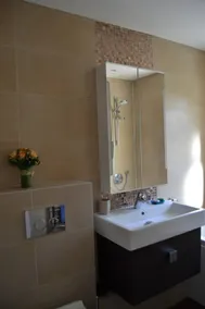 Bedroom-Luxury house, London suburb (Room) - Image 5