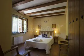 Cottage with BBQ, garden & terrace | River view - Image 5