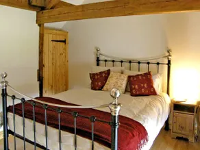 Family-oriented nice cottage with garden - Image 4
