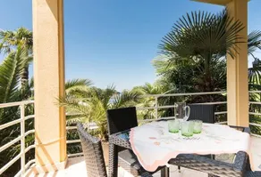 Apartment mit Terrasse, Pool und Grill - Image 2