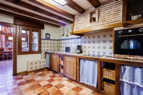 Family-oriented wonderful cottage with terrace, hot tub & garden | Golf view | Pets are welcome - Image 4