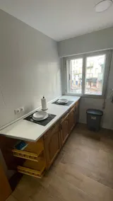 Dedicated room with terrace - Image 3