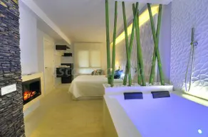 Cottage with terrace, garden & BBQ | Garden view | Pets allowed - Image 2