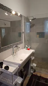 Hébergement avec 3 chambres à coucher pour 6 personnes - Image 4