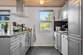 House with barbecue - Image 2