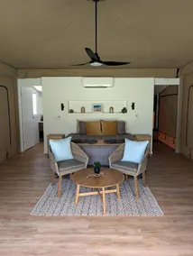 Luxurious Glamping Tent for an Unforgettable Outdoor Experience near the Coast in Rules Beach, Queensland - Image 3
