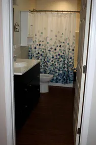 Wonderful Cabin that Sleeps 12 near the Cedar River in Letts, Iowa - Image 5