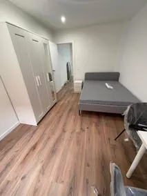 Private room - Image 2