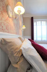 Charming bed & breakfast with garden, terrace & pool - Image 4