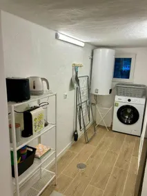 Wonderful holiday home with garden, terrace & barbecue - Image 3