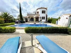Family-friendly villa with terrace, private pool & barbeque | Garden view - Image 3