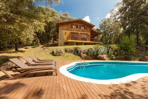 Nice cottage with barbecue, pool & garden | Garden view | Pet-friendly - Image 3