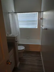 Dedicated room with pool - Image 3
