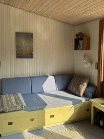Child-friendly house with terrace & garden - Image 3