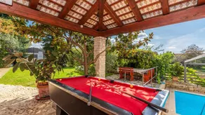 Charming holiday apartment with garden, pool & terrace - Image 3