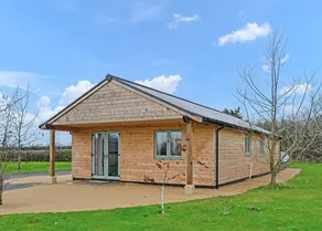 Chalet with jacuzzi - Image 3