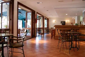 Hotel Moron - Image 3