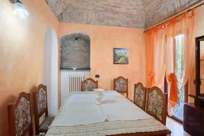 Holiday apartment with terrace | City view - Image 4