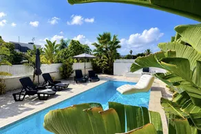Fully equipped nice holiday home with garden, terrace & private pool - Image 2
