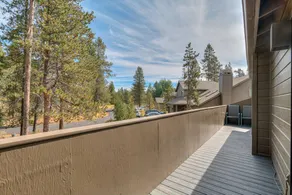 Child-friendly lovely holiday home with barbeque, pool & fast internet | Mountain view - Image 5