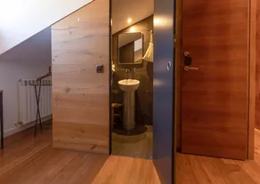 Charming dedicated room with pool, sauna & garden | Pet-friendly - Image 3