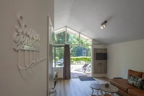 Bungalow avec jardin, piscine et terrasse - Image 5