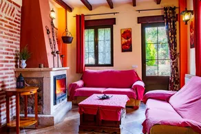 Holiday home with BBQ, garden & terrace | Garden view | Perfect for remote work - Image 2