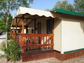Appartement avec piscine et terrasse | Vue nature - Image 3