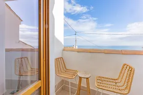 Aparthotel mit Garten, Terrasse und Pool | Meerblick - Image 2