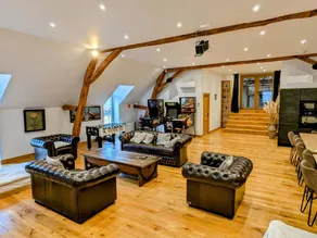 Cottage with private pool, barbecue & sauna - Image 5