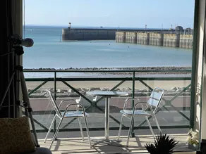 Holiday apartment | City view - Image 4