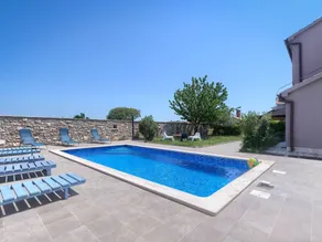 Casa vacacional con 5 habitaciones para 10 personas - Image 4
