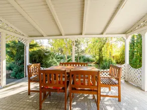 Nice holiday home with garden, terrace & barbeque - Image 3