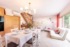 Holiday Home 'Maison Zen dans les Pyrénées' with Private Terrace and Wi-Fi - Image 3