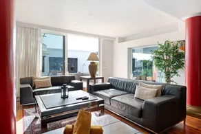 Voll ausgestattetes Ferienhaus mit privatem Pool, Whirlpool und schnellem Internet | Bergblick | Ideal für Homeoffice - Image 3