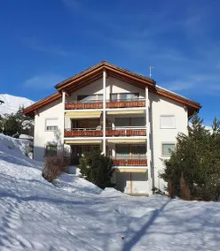 4-Zimmer Wohnung zentral gelegen in Lenzerheide - Image 2