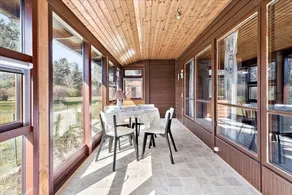 Holiday home with BBQ - Image 3
