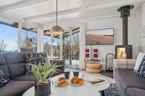 Fully equipped wonderful holiday home with BBQ & terrace | Sea view - Image 3
