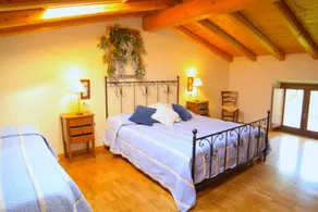 Agriturismo CorteZenati: Camera Tripla - Image 4