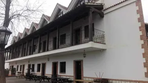 Pleasant apartment with garden - Image 2