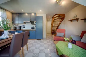 ruhig gelegene Fewo bis 4 P. + Kleinkind, Sauna, WLAN, Balkon, Fahrradschuppen - Image 4