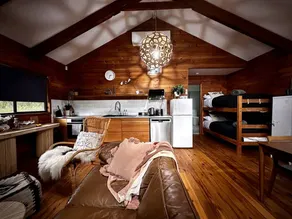 Stunning Cabin Getaway near Nowra in Kangaroo Valley, New South Wales - Image 2