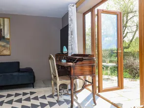 Cottage with garden - Image 4