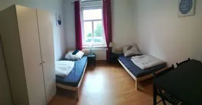 Bellissima camera condivisa - Image 5
