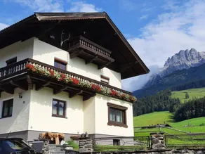 Voll ausgestattete Ferienwohnung mit Garten und Terrasse | Skifahren in der Nähe - Image 2