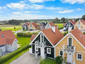 Child-friendly charming house with terrace, barbeque & sauna | Sea view - Image 3