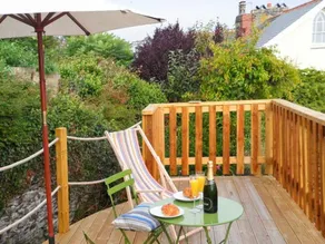 Children-friendly cottage with garden | Beach view | Beach nearby - Image 2