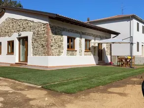 Appartement de vacances avec jardin, terrasse et barbecue - Image 2